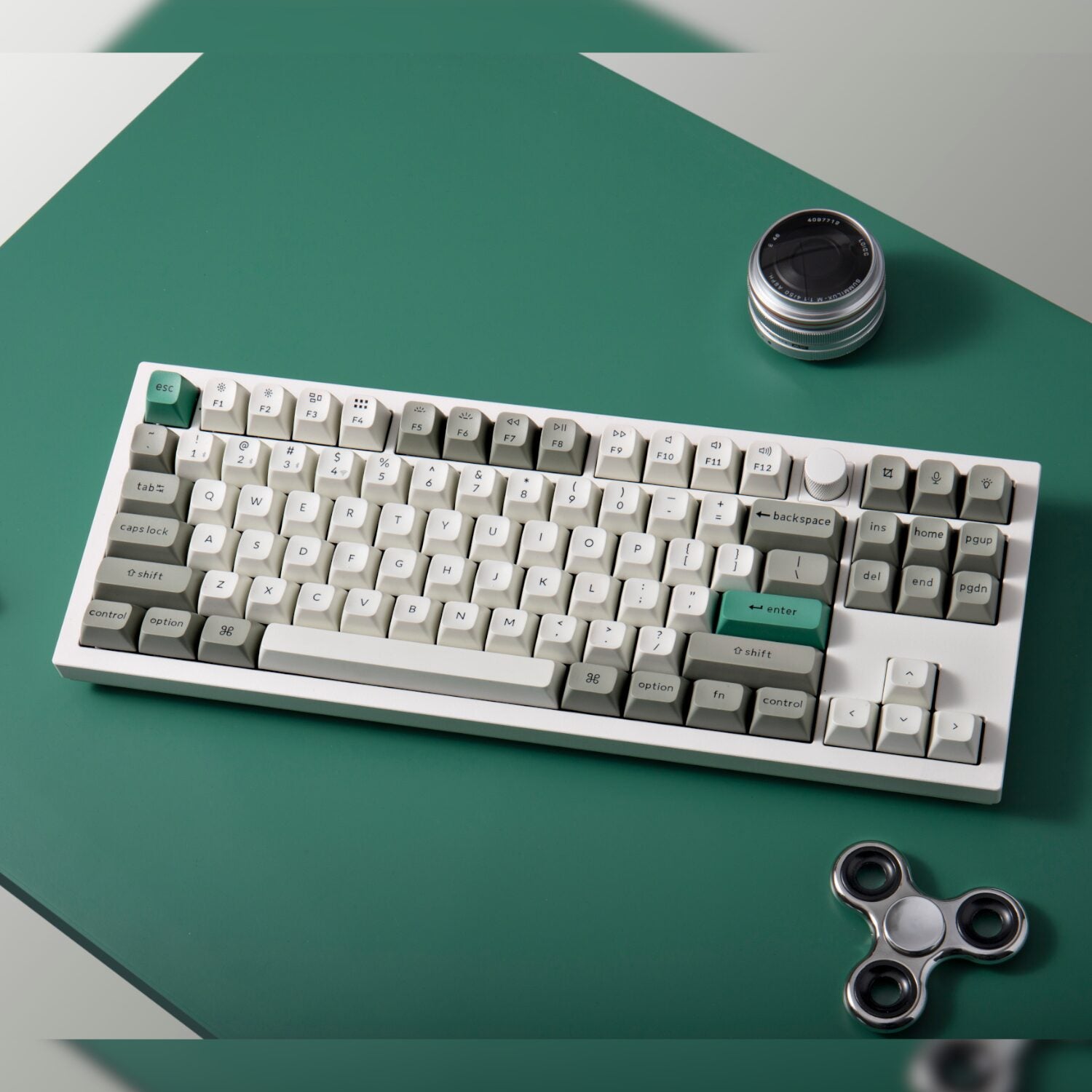 Keychron Q3 Max 80% Full Assembled Knob Red Switch Hot-Swap Gateron Jupiter RGB Wireless Keyboard - Shell White