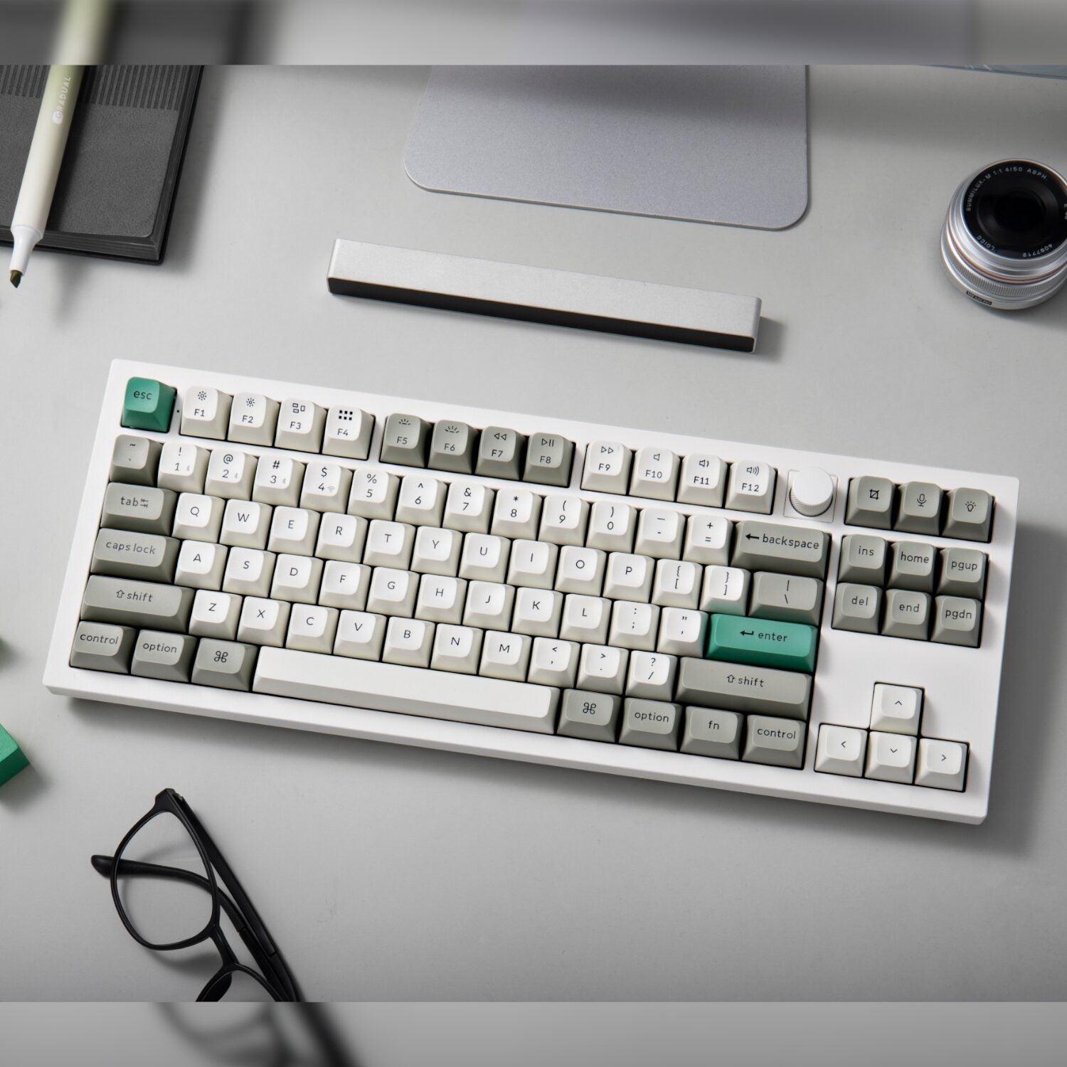 Keychron Q3 Max 80% Full Assembled Knob Red Switch Hot-Swap Gateron Jupiter RGB Wireless Keyboard - Shell White